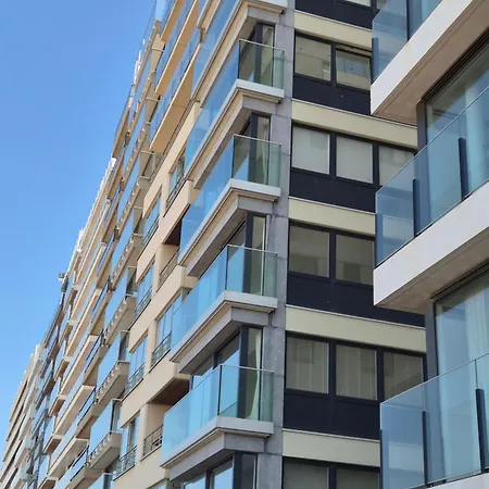 Zonnig Hoekappartement Met Zeezicht Duinbergen Knokke-Heist