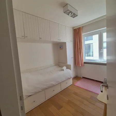 Zonnig Hoekappartement Met Zeezicht Duinbergen Daire *