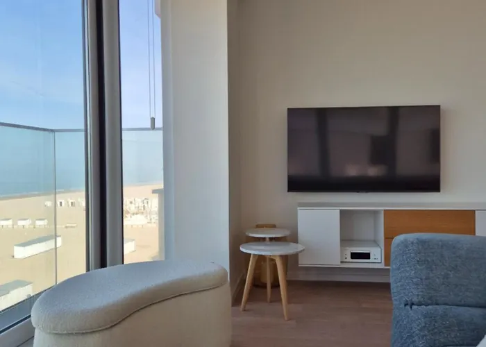 Zonnig Hoekappartement Met Zeezicht Duinbergen * كنوك هايست