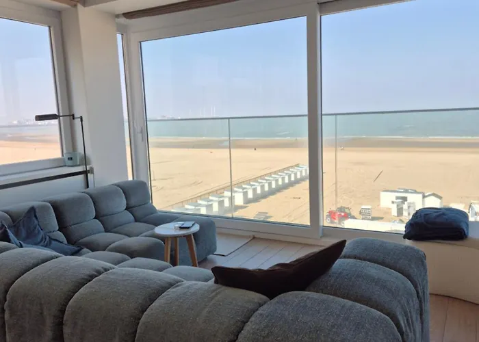 Zonnig Hoekappartement Met Zeezicht Duinbergen