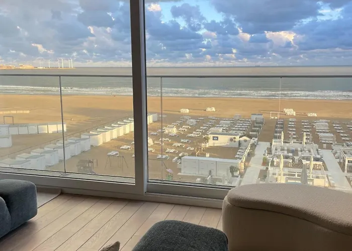 Zonnig Hoekappartement Met Zeezicht Duinbergen *